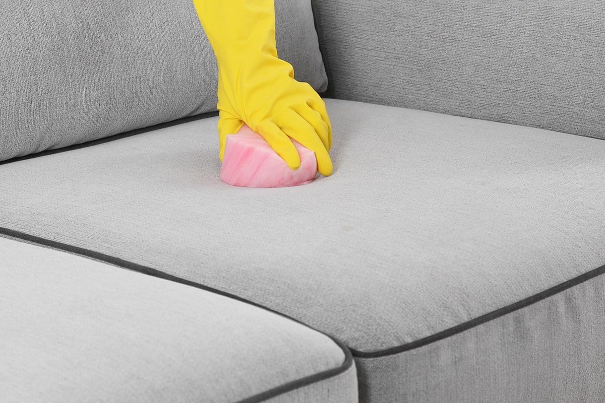 Як почистити диван флок - Поради від Zlatamebel