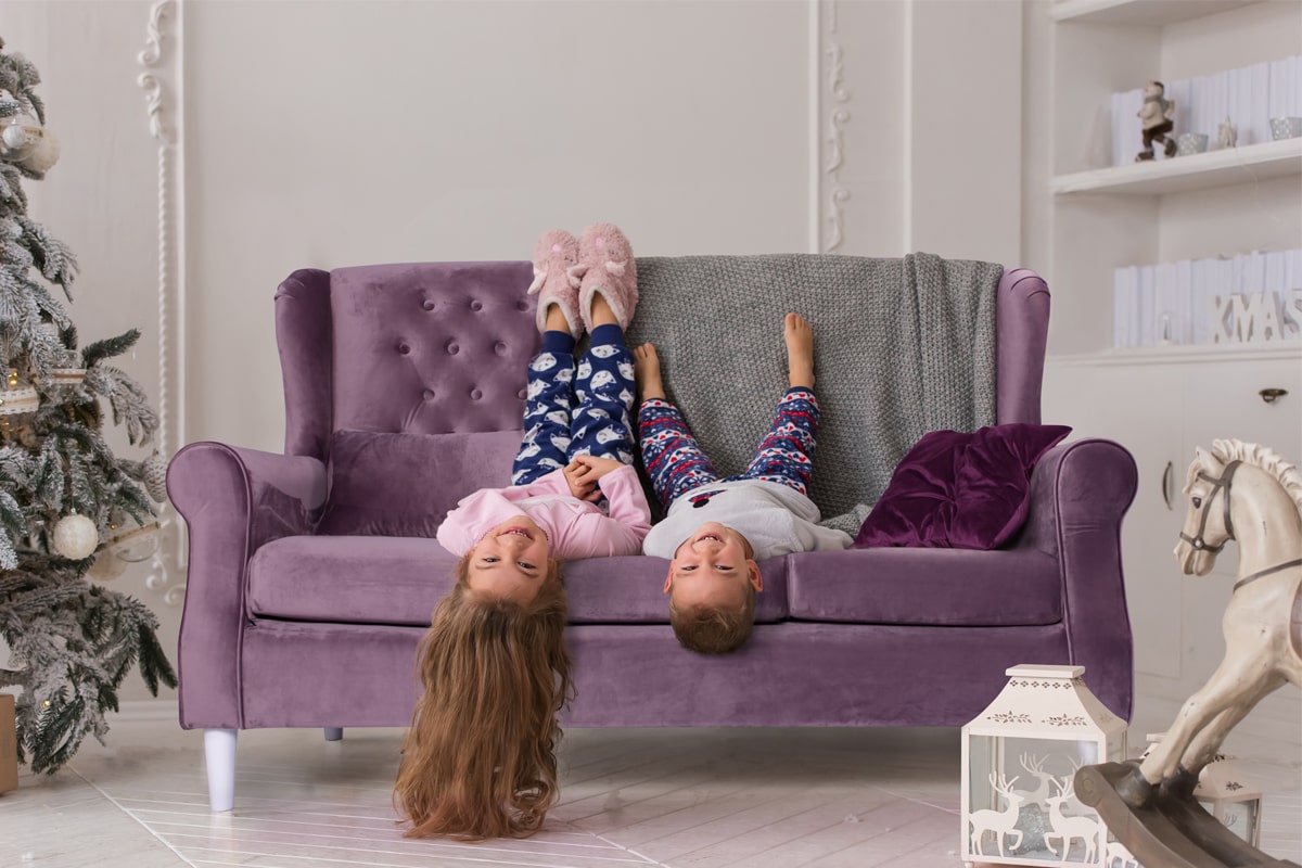 Який диван підійде для дитини - Прямий диван Мілорд